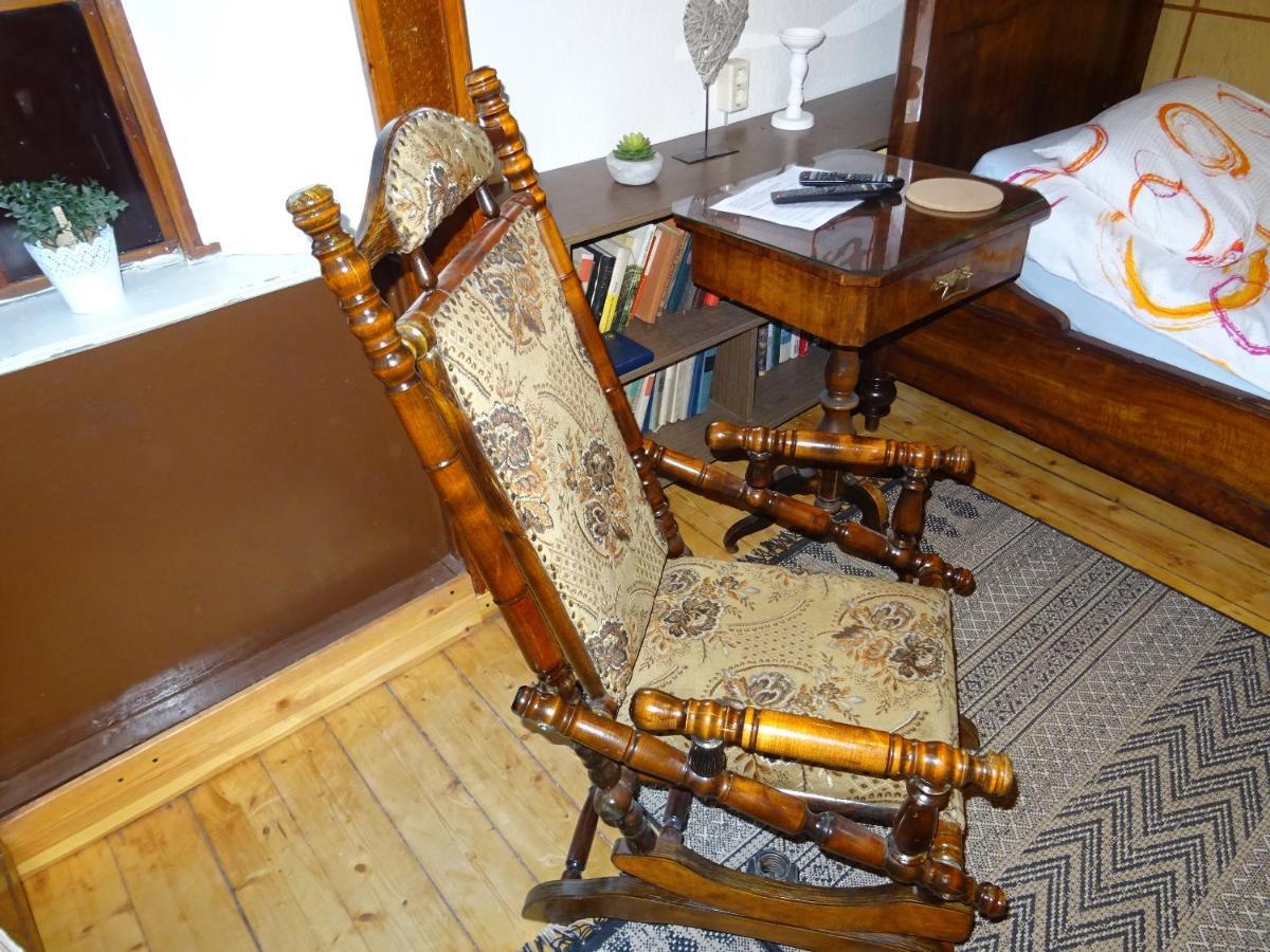 Hotel " Art Ddr" Eig Bad Dir Im Zim, 3 Og, Treppensteigen Kein Fruehhstueck Keine Kueche Nur Uebernachtung Parkpl, Wifi, Blankenb Blankenburg  Zewnętrze zdjęcie