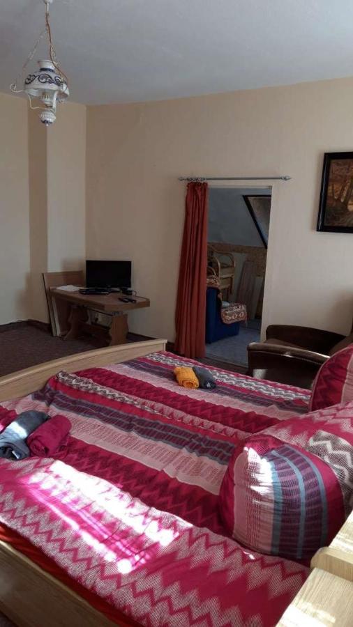 Hotel " Art Ddr" Eig Bad Dir Im Zim, 3 Og, Treppensteigen Kein Fruehhstueck Keine Kueche Nur Uebernachtung Parkpl, Wifi, Blankenb Blankenburg  Zewnętrze zdjęcie